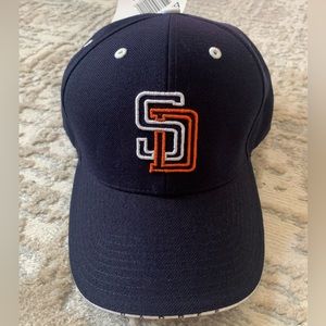 Vintage 2002 Padres hat NWT